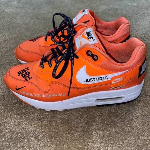 nike air max orange just do it